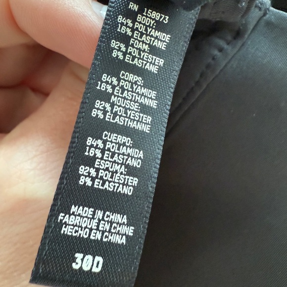 SKIMS Wireless Form T-Shirt Demi Bra Onyx | Size: 30D - Picture 5 of 6
